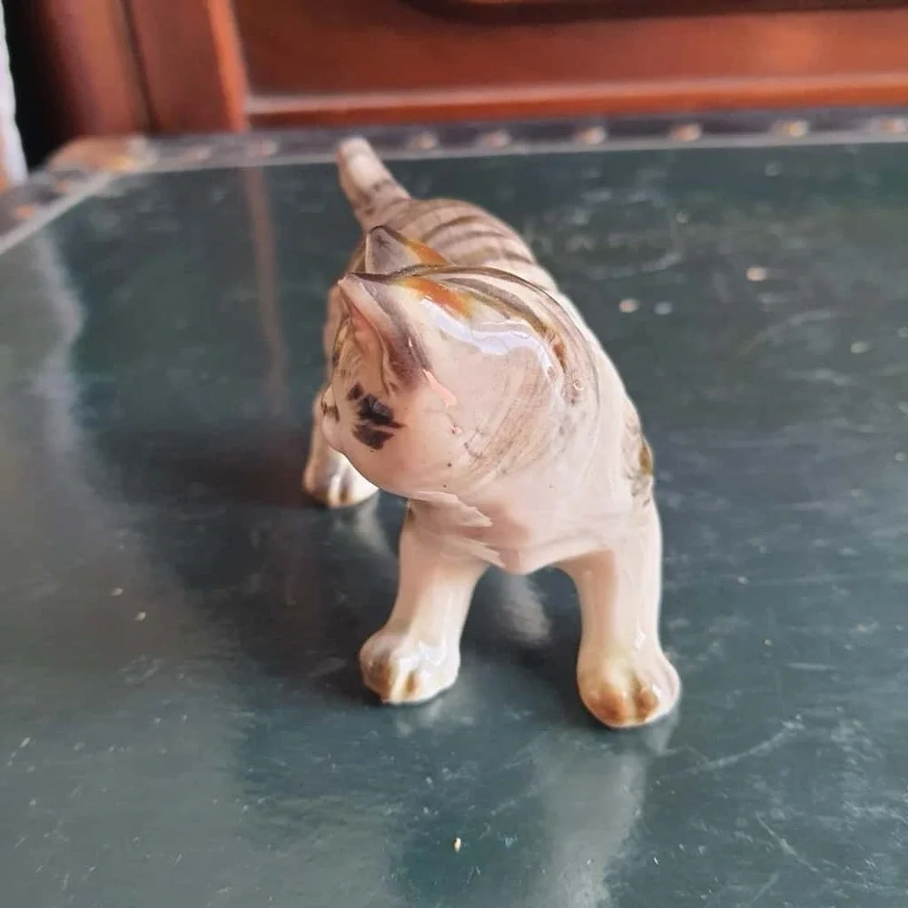 Vintage Adorable Tabby Cat Kitten Miniature Standing Figurine Porcelain Japan